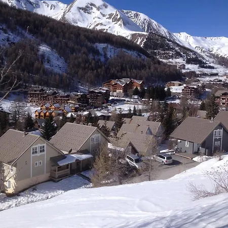 Apartment Bas De Chalet A Station De Ski La Foux D'Allos Allos